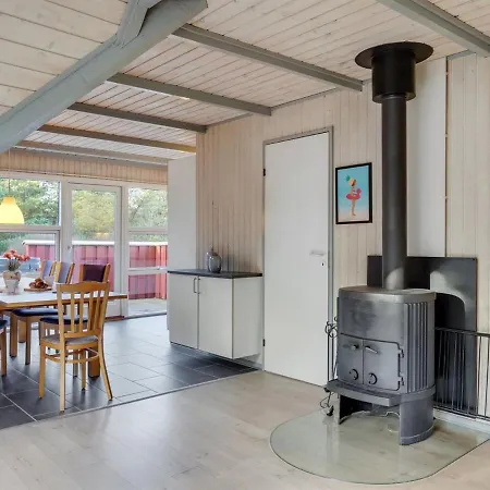 Gunloeg - 3-1km From The Sea In Western Jutland By Interhome