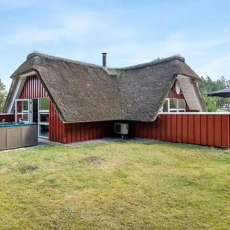 Gunloeg - 3-1km From The Sea In Western Jutland By Interhome Holiday home Kongsmark